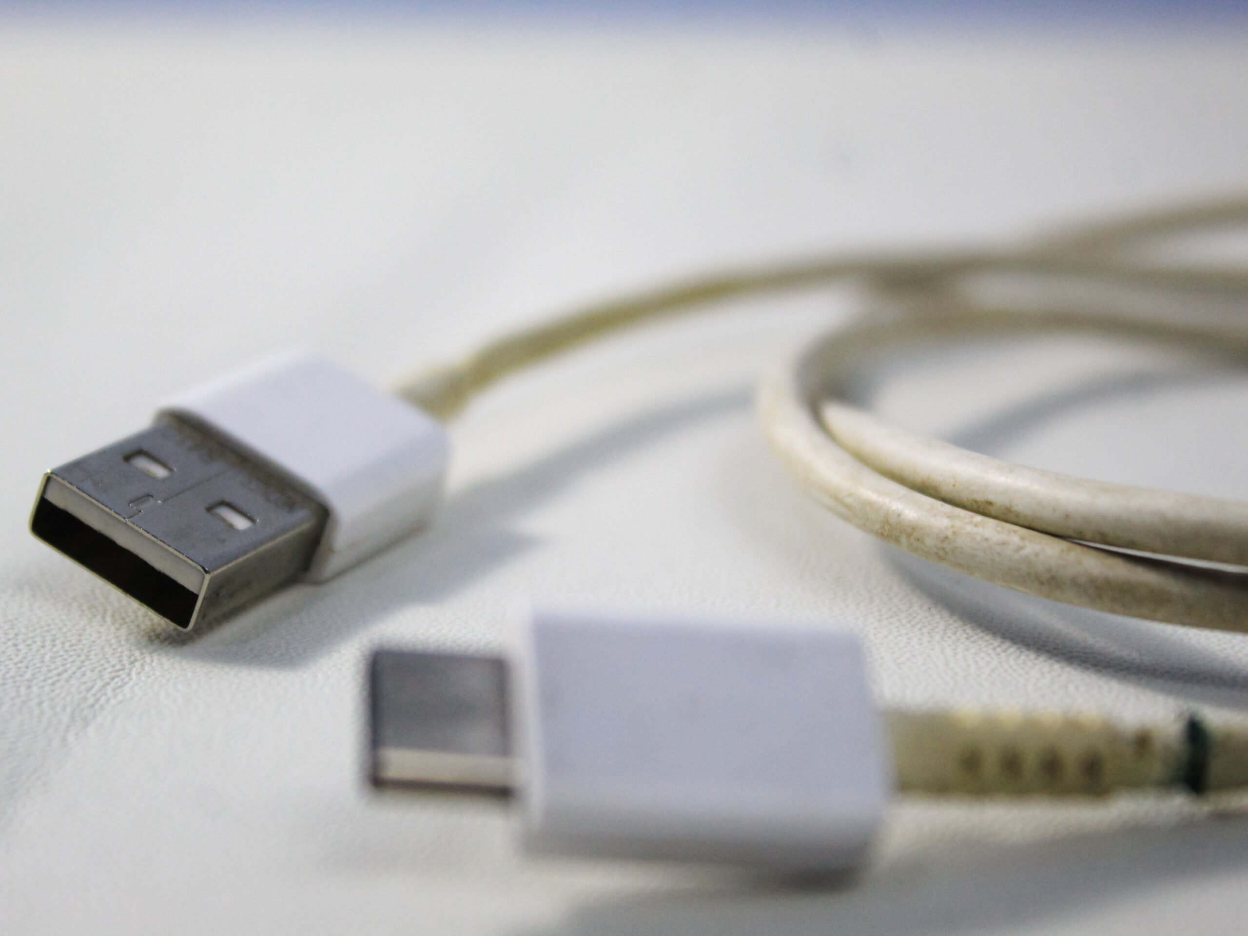 USB-C Cable Guide